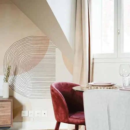 Appartement Haussmannien 16eme Arrondissement *